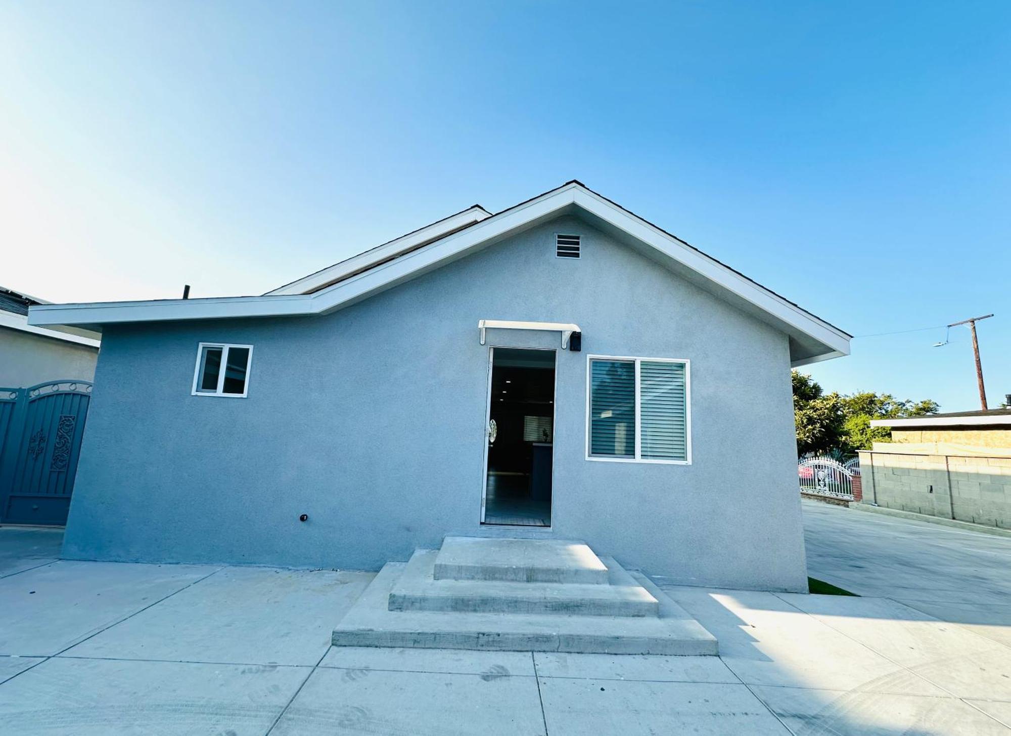 New Spacious House In Anaheim Near Disneyland-Knott In Without Backyard In The Same Lot Of 3 Separate Properties 外观 照片