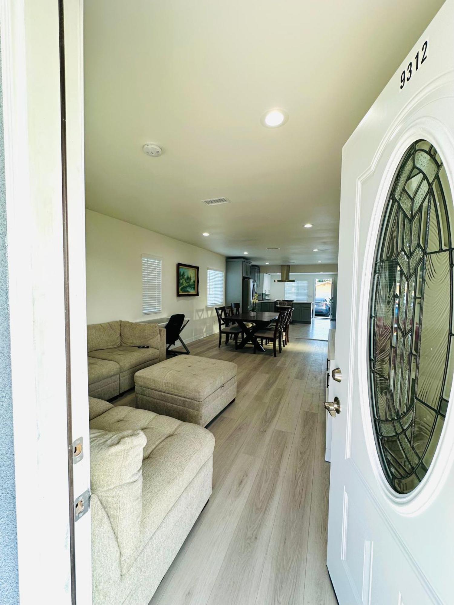New Spacious House In Anaheim Near Disneyland-Knott In Without Backyard In The Same Lot Of 3 Separate Properties 外观 照片